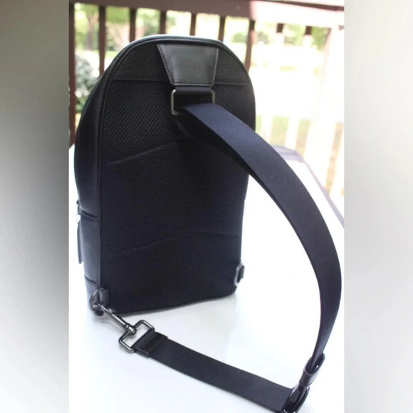 NWOT Coach sling backpack - Picture 6 of 15